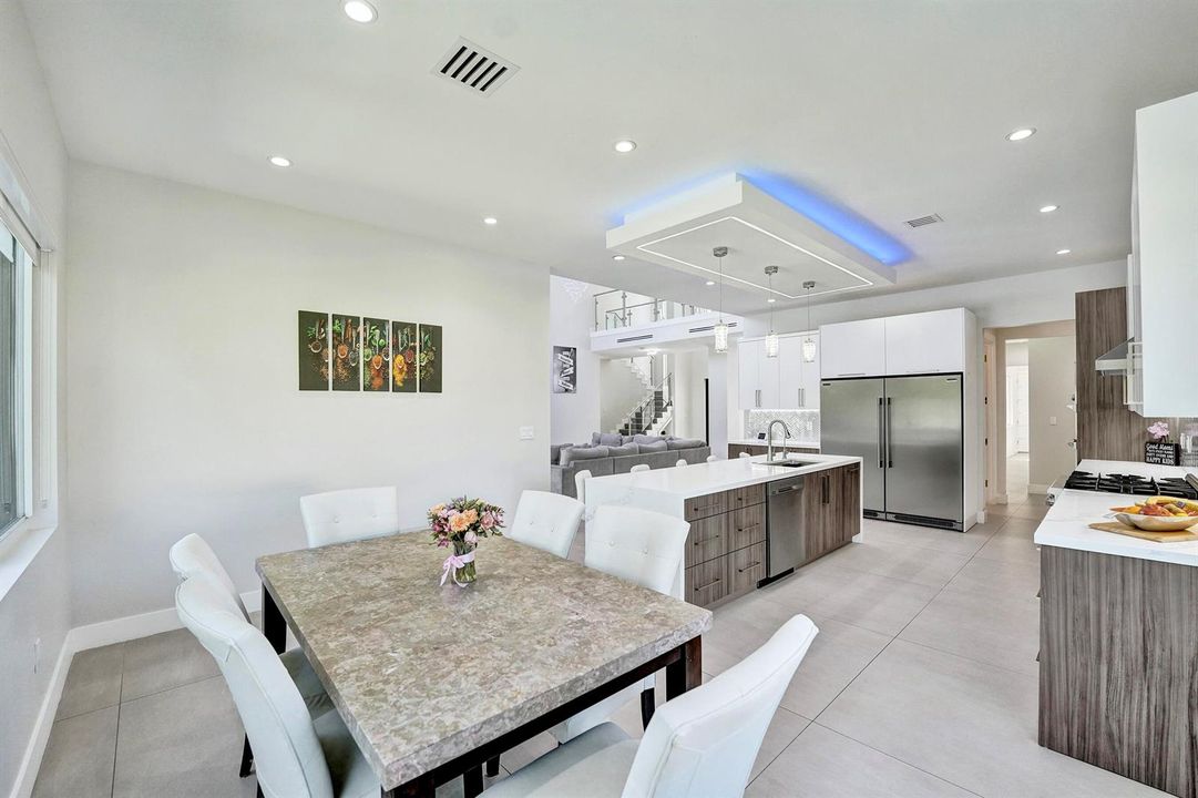 Kitchen table
