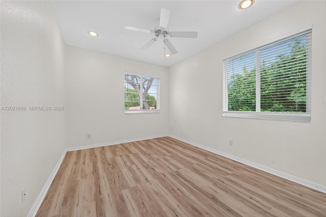 En Venta: $1,490,000 (5 camas, 3 baños, 3408 Pies cuadrados)