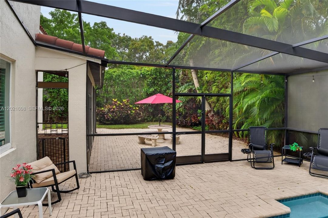 For Sale: $1,490,000 (5 beds, 3 baths, 3408 Square Feet)