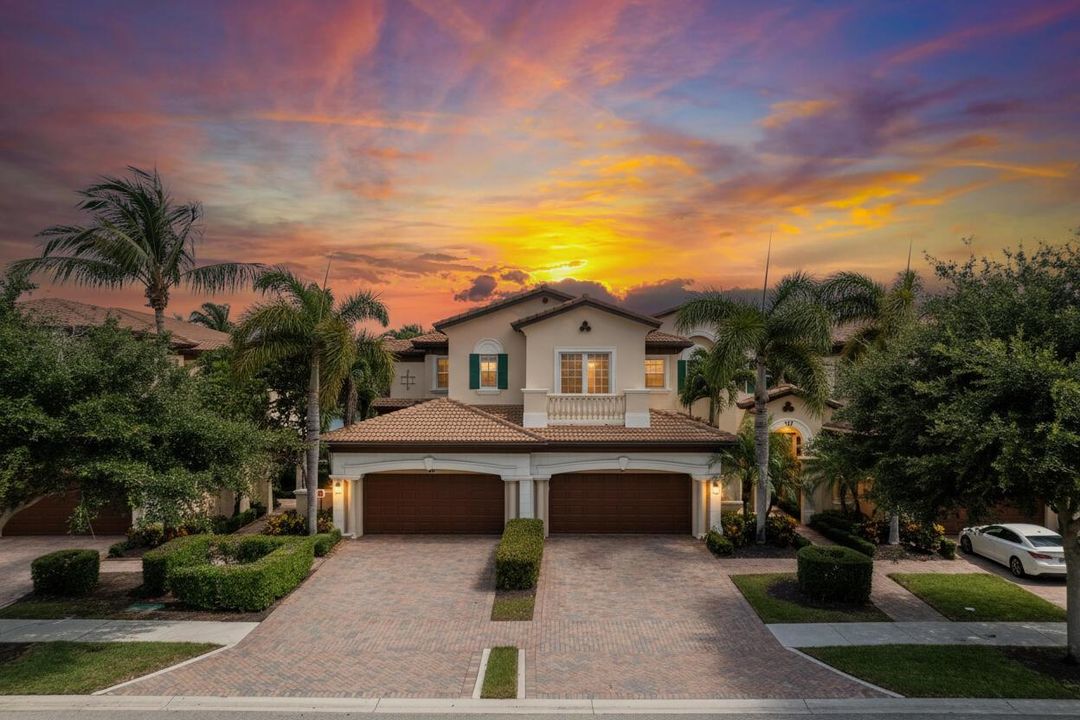 111 Tresana Blvd, 27