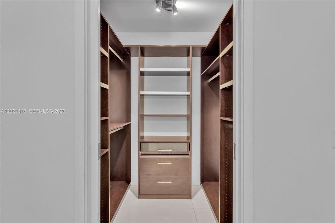 2nd Bedroom Closet