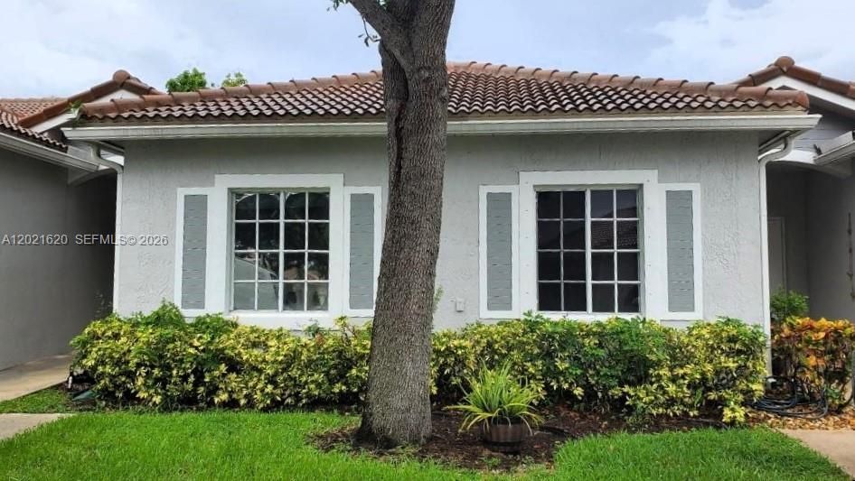 For Rent: $2,600 (2 beds, 2 baths, 1264 Square Feet)