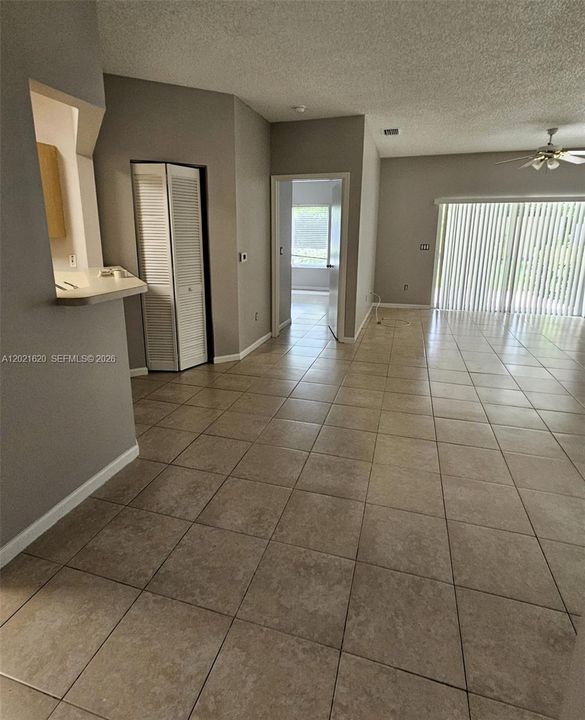 For Rent: $2,600 (2 beds, 2 baths, 1264 Square Feet)