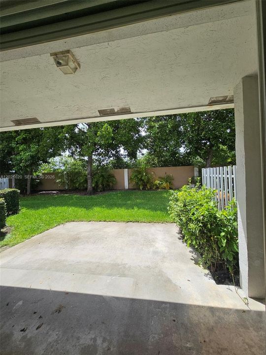 For Rent: $2,600 (2 beds, 2 baths, 1264 Square Feet)