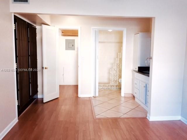 For Rent: $1,650 (1 beds, 1 baths, 621 Square Feet)