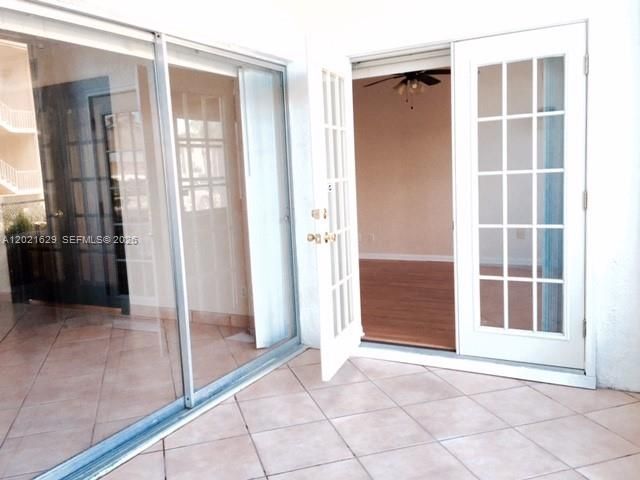 For Rent: $1,650 (1 beds, 1 baths, 621 Square Feet)