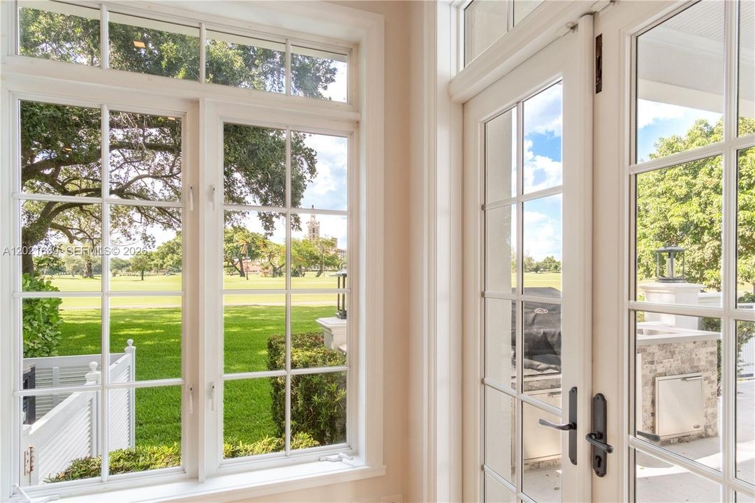 For Rent: $39,500 (5 beds, 3 baths, 6089 Square Feet)