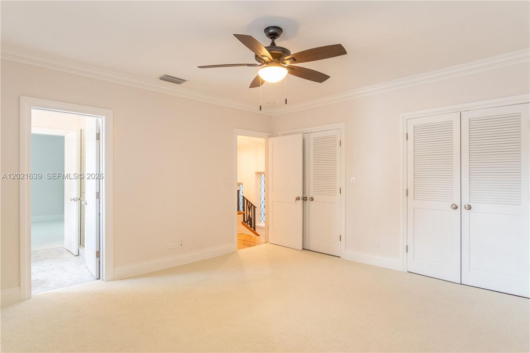 For Rent: $39,500 (5 beds, 3 baths, 6089 Square Feet)