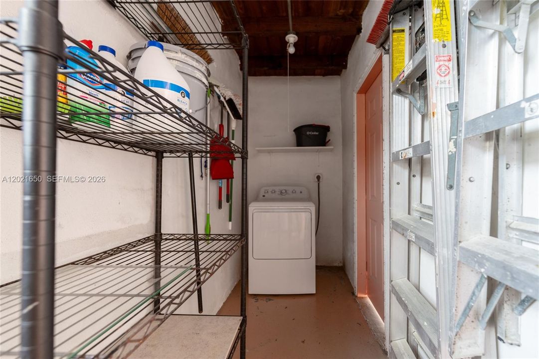 В аренду: $6,150 (4 спален, 3 ванн, 2255 Квадратных фут)