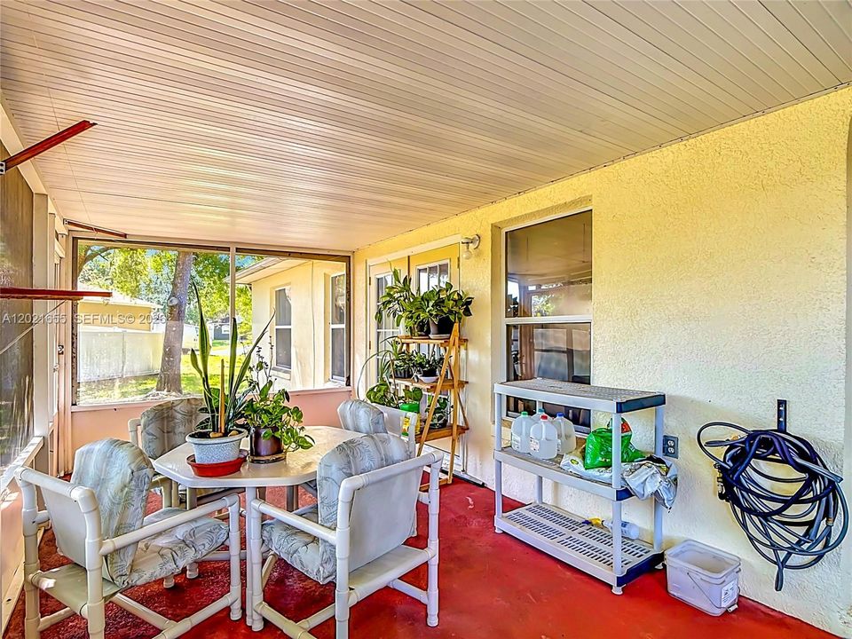 For Sale: $339,900 (3 beds, 2 baths, 1745 Square Feet)
