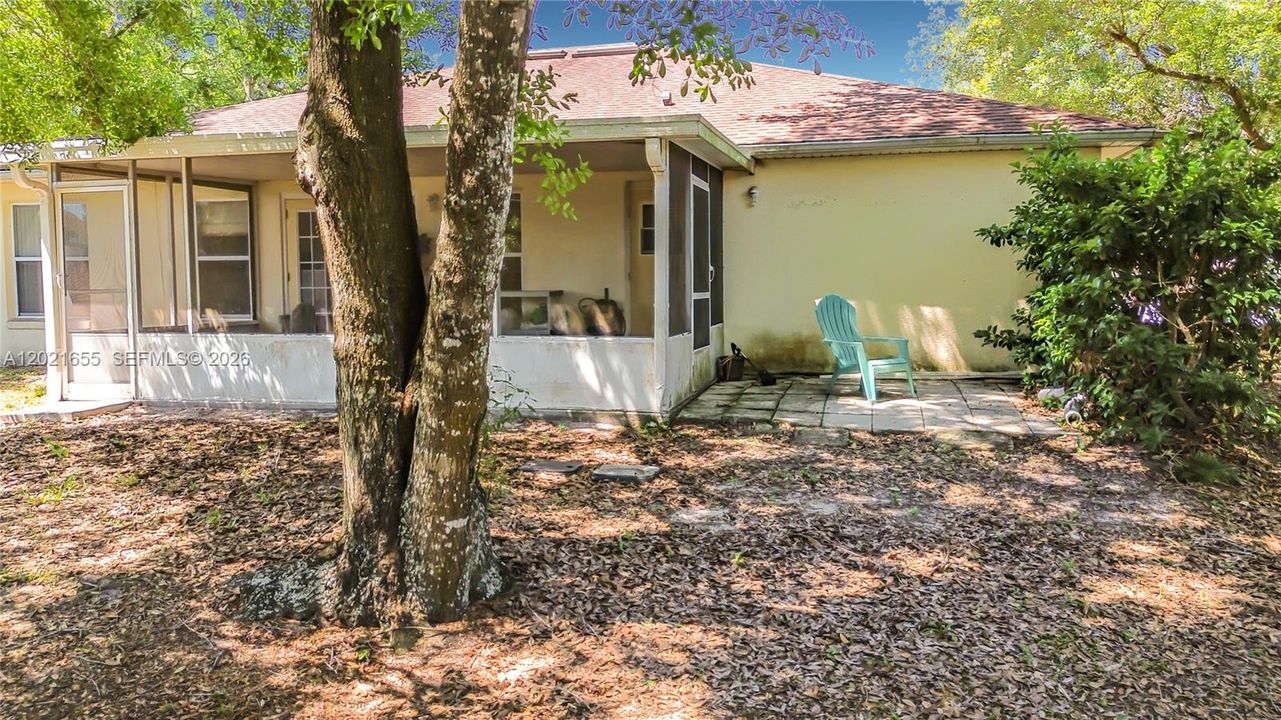 For Sale: $339,900 (3 beds, 2 baths, 1745 Square Feet)