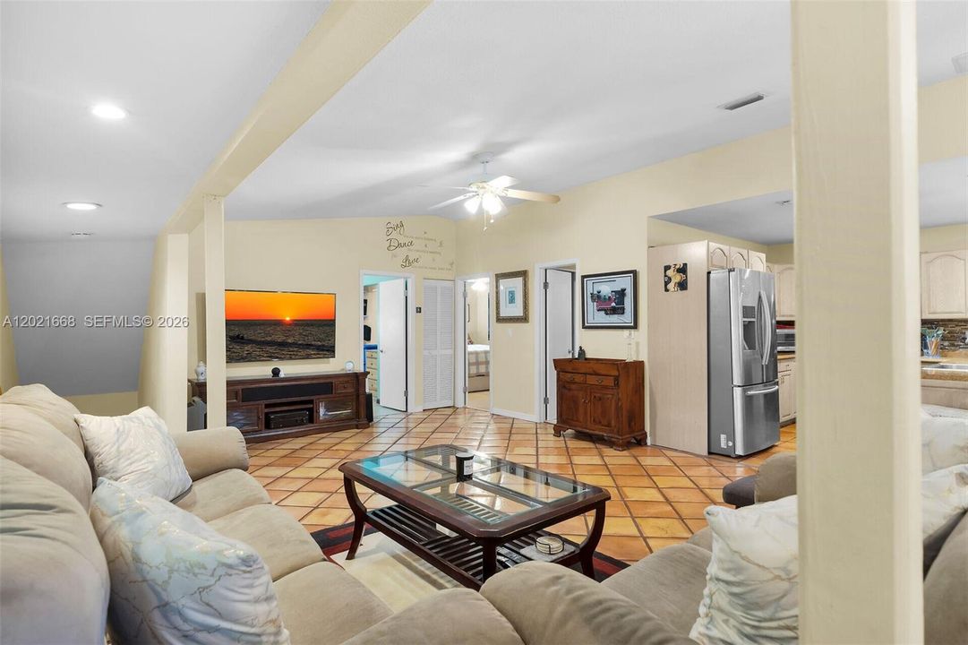 For Sale: $749,000 (3 beds, 2 baths, 1801 Square Feet)