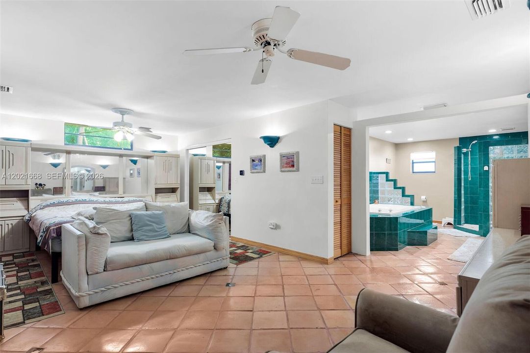 For Sale: $749,000 (3 beds, 2 baths, 1801 Square Feet)