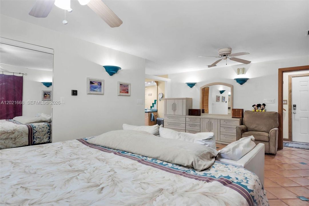 For Sale: $749,000 (3 beds, 2 baths, 1801 Square Feet)