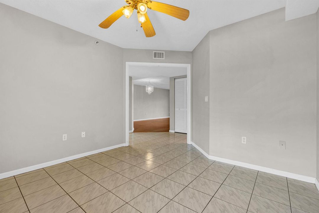 3rd Bedroom/Den