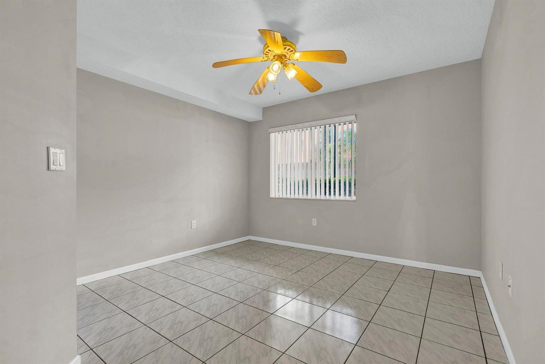 3rd Bedroom/Den