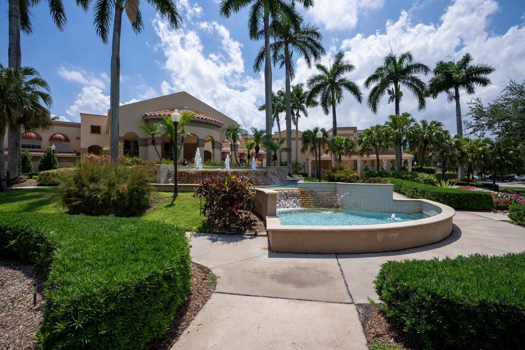 Coral Lakes Grounds