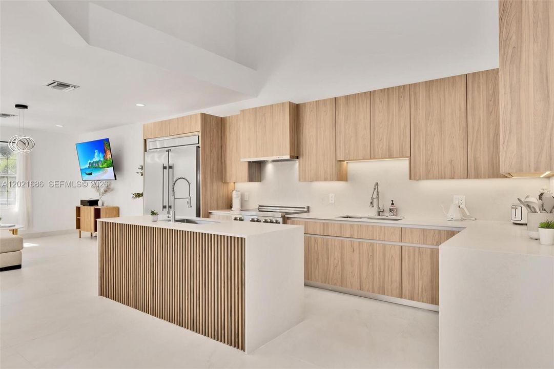 En Renta: $17,900 (5 camas, 4 baños, 3814 Pies cuadrados)