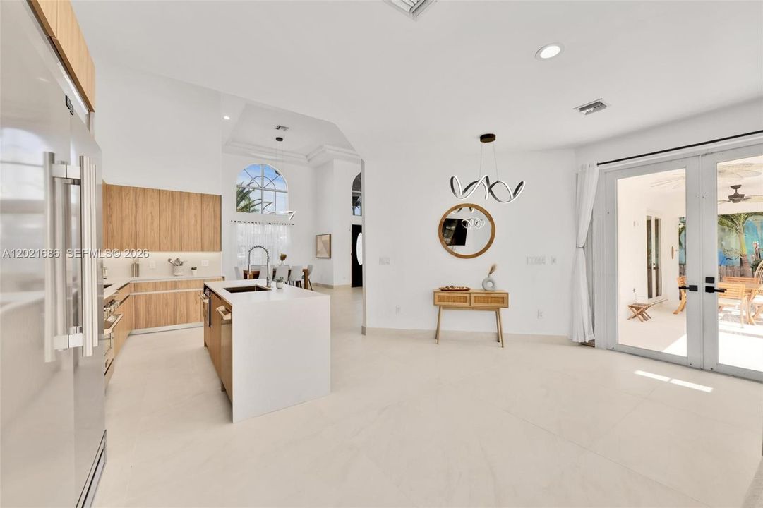 En Renta: $17,900 (5 camas, 4 baños, 3814 Pies cuadrados)