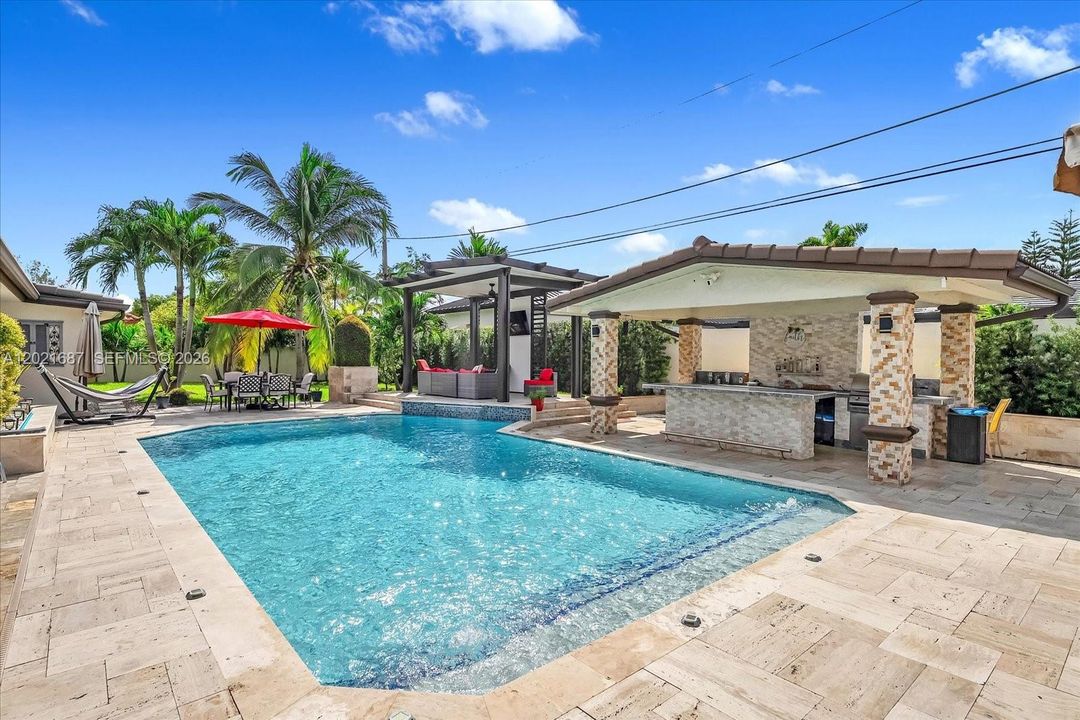 Active With Contract: $1,685,000 (4 beds, 3 baths, 2853 Square Feet)