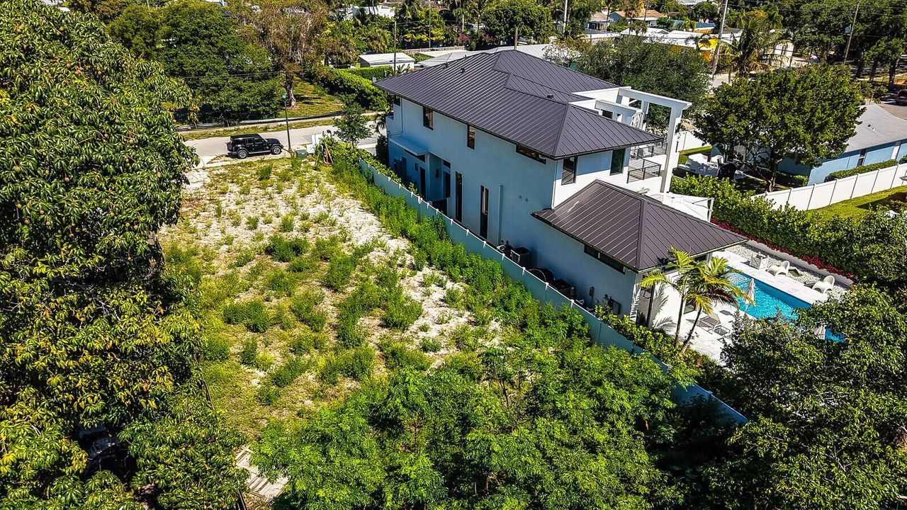 7500 sq. ft lot - Osceola Park