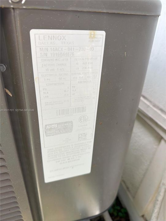 На продажу: $330,000 (3 спален, 2 ванн, 1436 Квадратных фут)