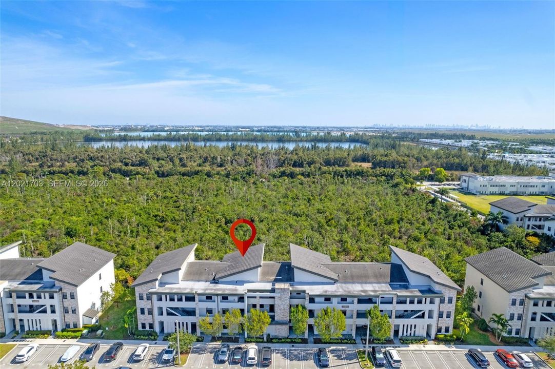 En Venta: $399,500 (2 camas, 2 baños, 1135 Pies cuadrados)