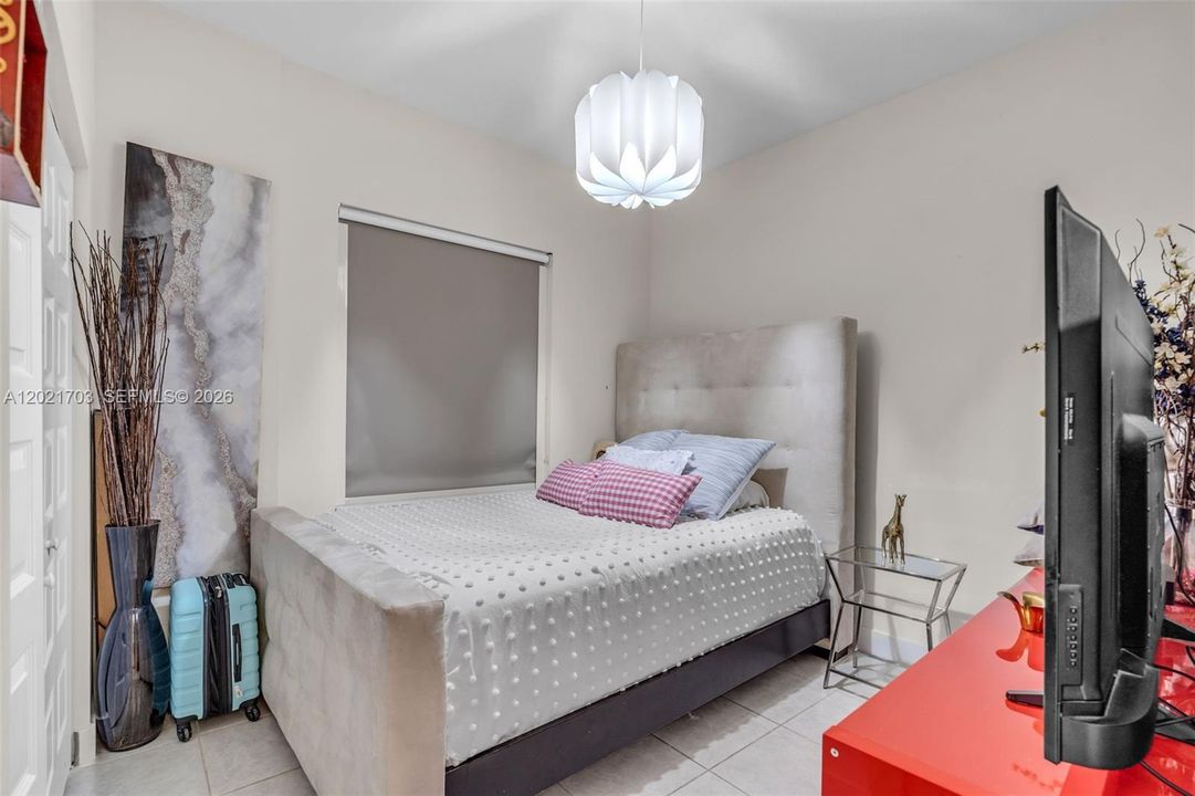En Venta: $399,500 (2 camas, 2 baños, 1135 Pies cuadrados)