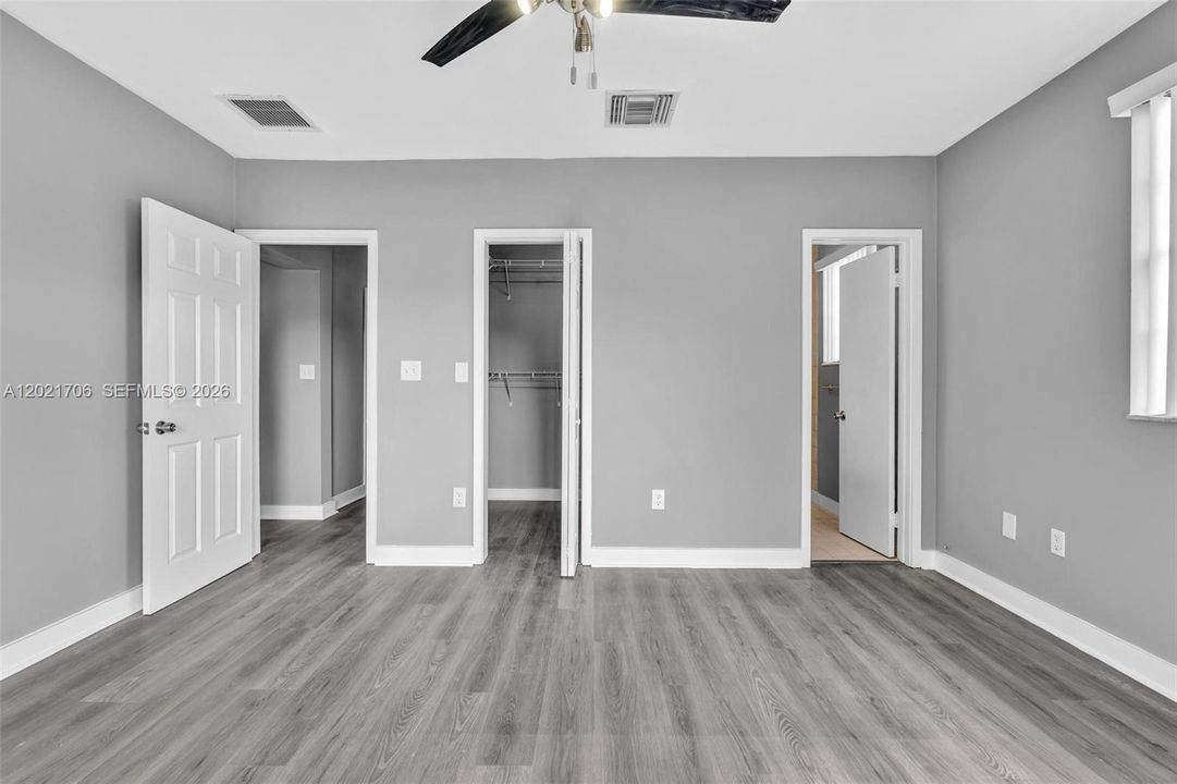 For Sale: $599,900 (3 beds, 2 baths, 1584 Square Feet)