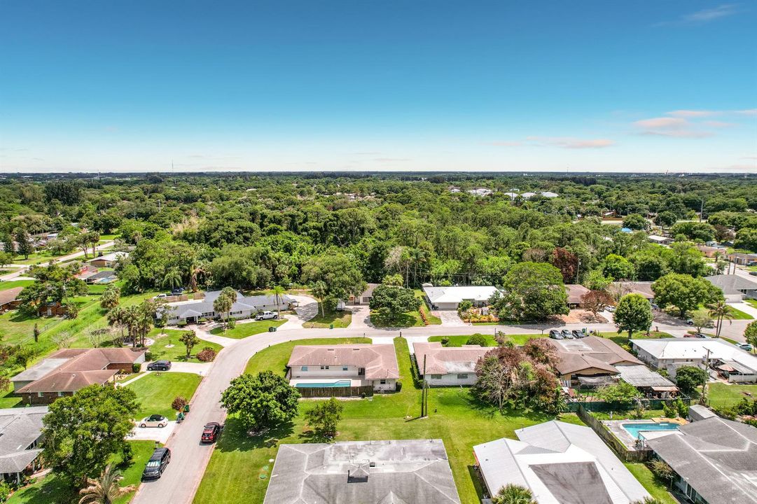 2402 Newport Drive-78