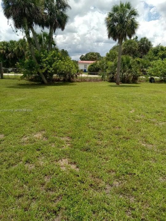 For Sale: $220,000 (1 beds, 1 baths, 800 Square Feet)