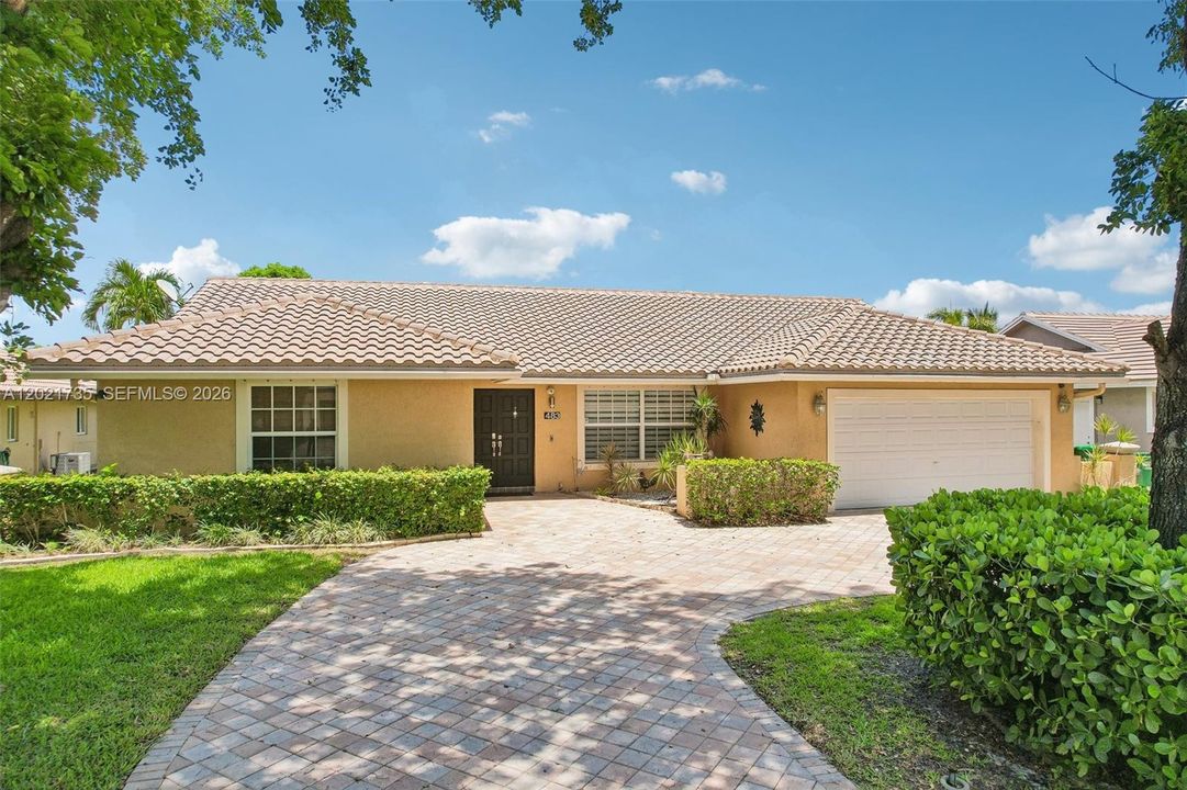 For Sale: $790,000 (4 beds, 2 baths, 2166 Square Feet)