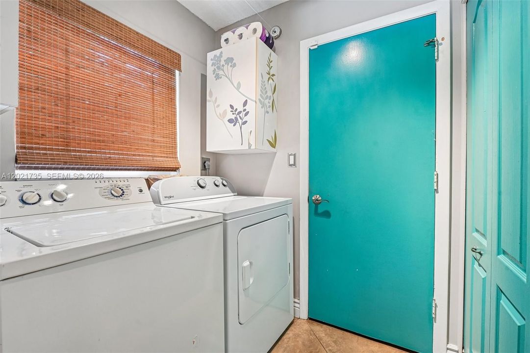 For Sale: $790,000 (4 beds, 2 baths, 2166 Square Feet)