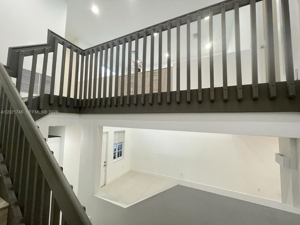 En Renta: $3,650 (3 camas, 2 baños, 1798 Pies cuadrados)