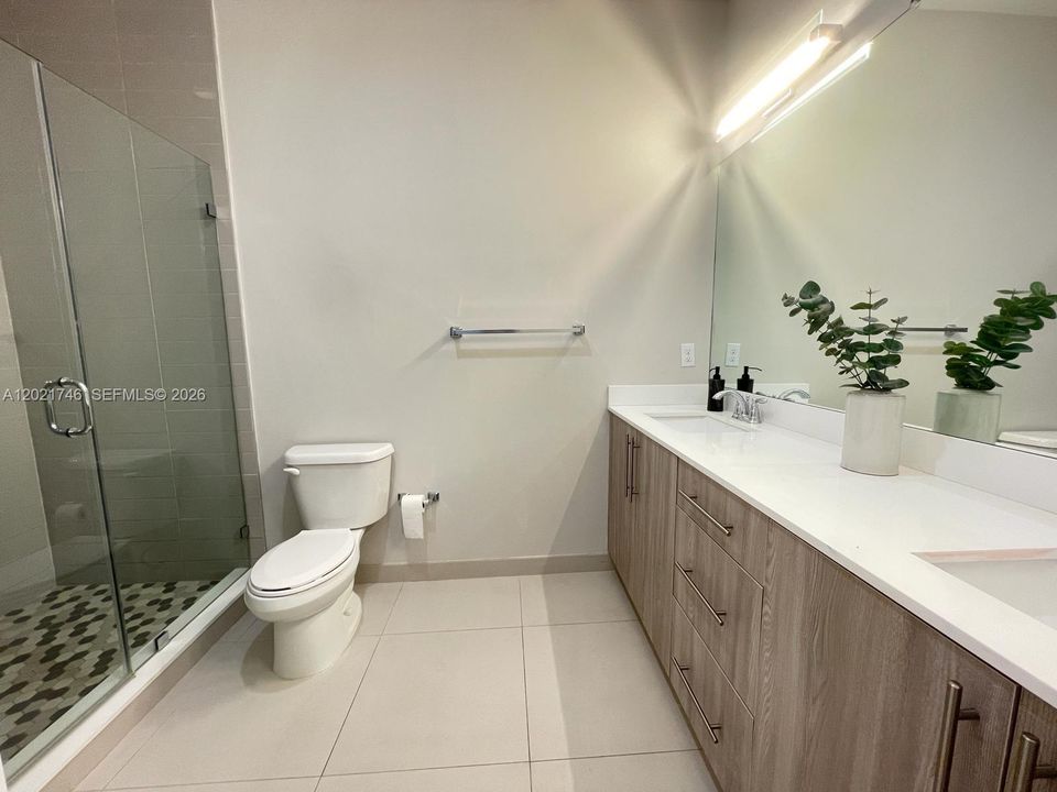 En Renta: $3,650 (3 camas, 2 baños, 1798 Pies cuadrados)