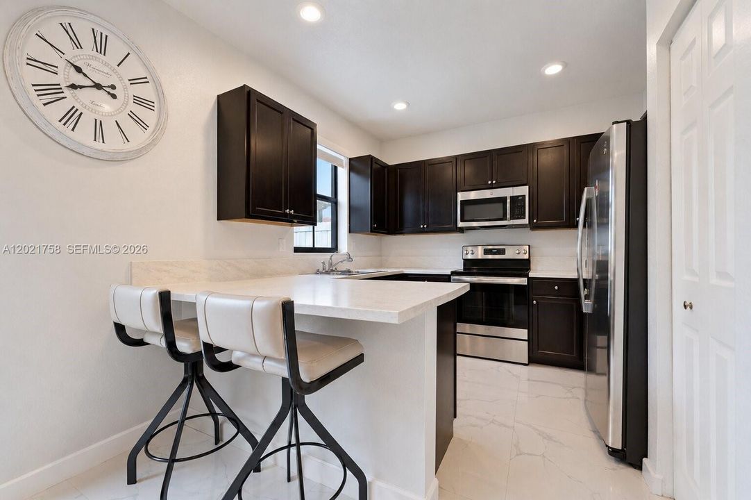En Venta: $519,000 (3 camas, 2 baños, 1708 Pies cuadrados)