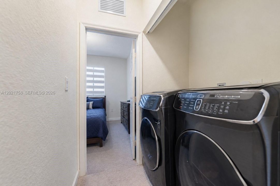 En Venta: $519,000 (3 camas, 2 baños, 1708 Pies cuadrados)