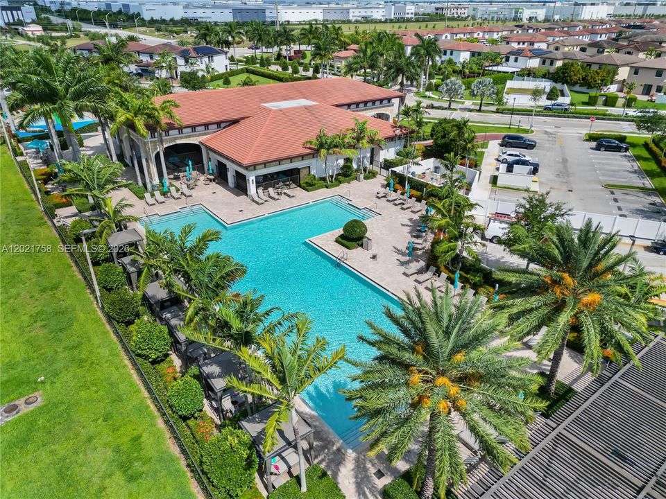 En Venta: $519,000 (3 camas, 2 baños, 1708 Pies cuadrados)