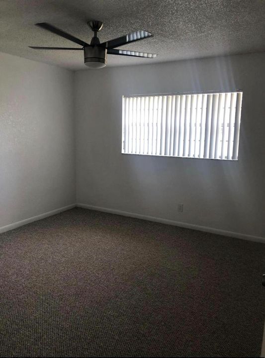 4641 Room Window