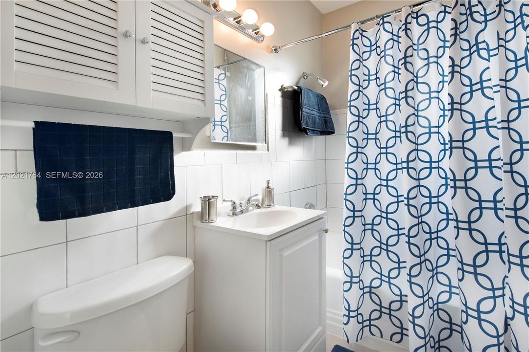 For Rent: $1,575 (0 beds, 1 baths, 260 Square Feet)