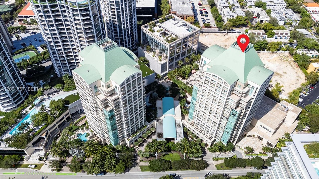 For Sale: $1,150,000 (1 beds, 1 baths, 938 Square Feet)