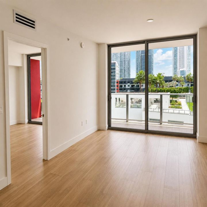 Floor to Cieling Window:Sliding Door