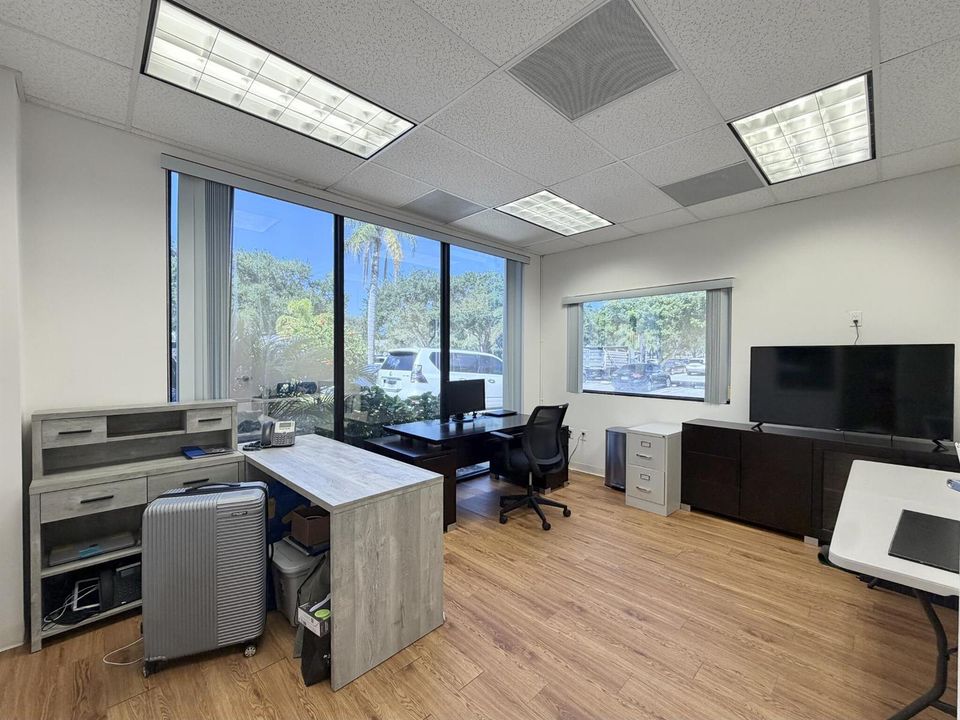 Exam/Office 5