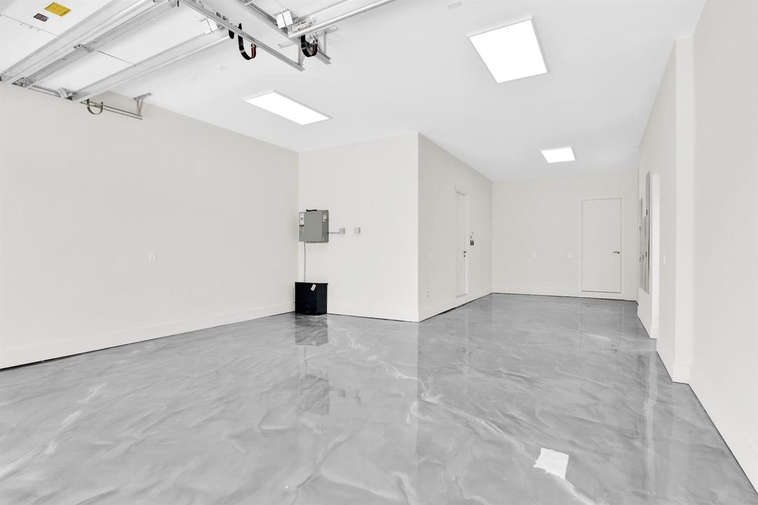 344 NE Second St, Boca Raton 2-130