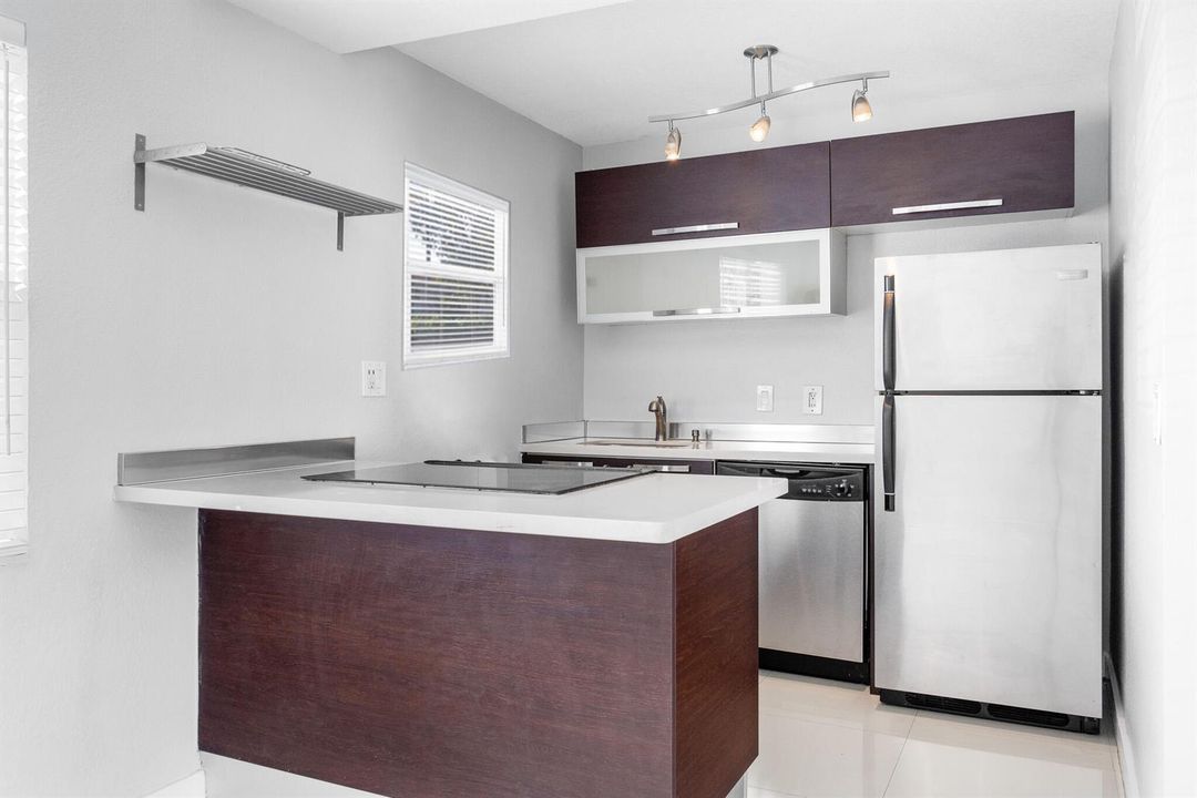 Kitchen 2 - window