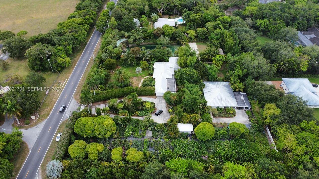 На продажу: $2,999,000 (6 спален, 6 ванн, 4768 Квадратных фут)