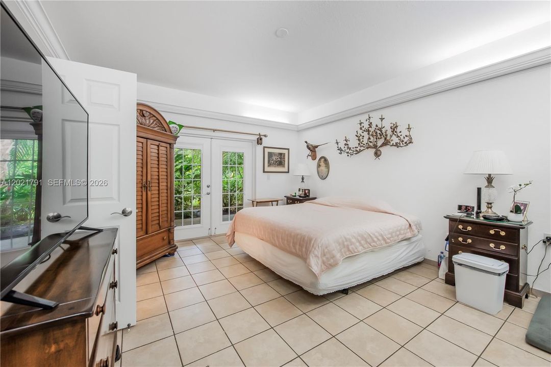 Guest House/Back House