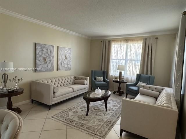 Active With Contract: $4,000 (4 beds, 3 baths, 2507 Square Feet)