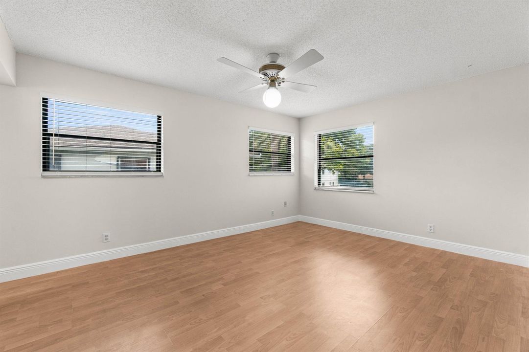 017-3001Southwest21stTerrace-282A-Delray
