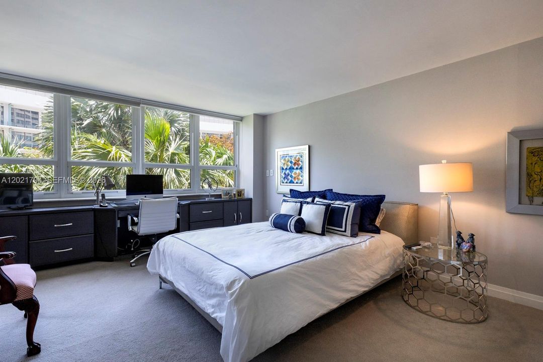 For Sale: $1,499,000 (2 beds, 2 baths, 1882 Square Feet)